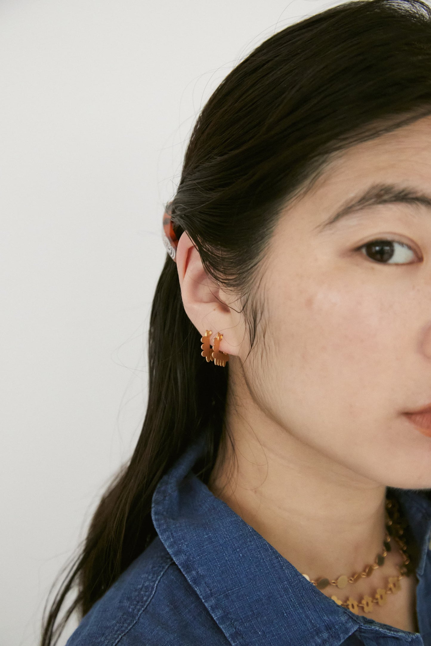 SCALLOPE - ETCHED METAL EARRINGS