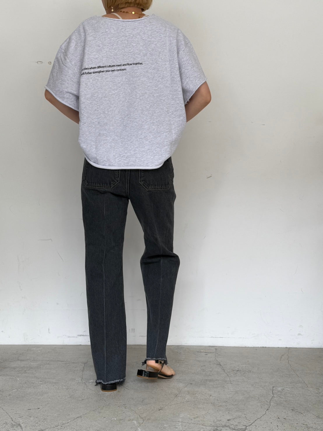 Cut-Off Logo Sweat w/ LILLY DEL SALONE