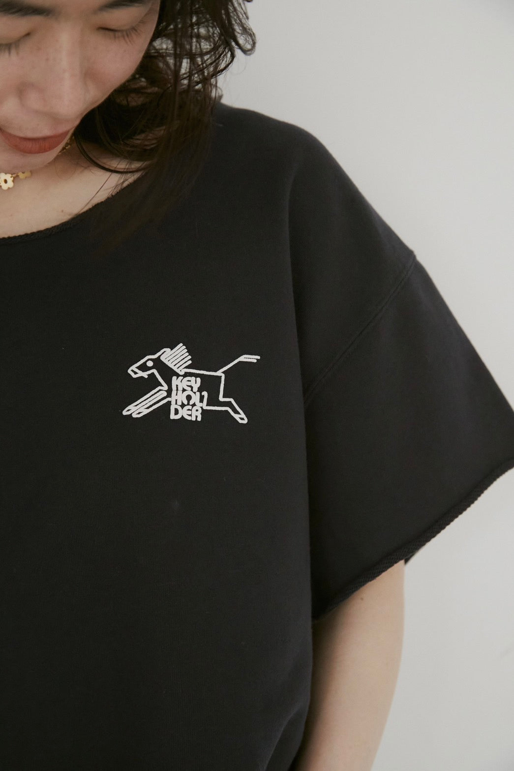 Cut-Off Logo Sweat w/ LILLY DEL SALONE