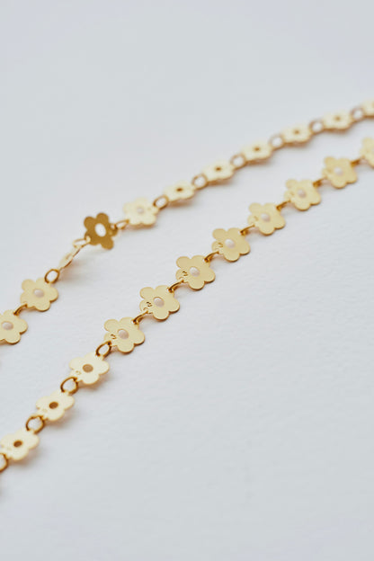 FLOWER - ETCHED METAL NECKLACE