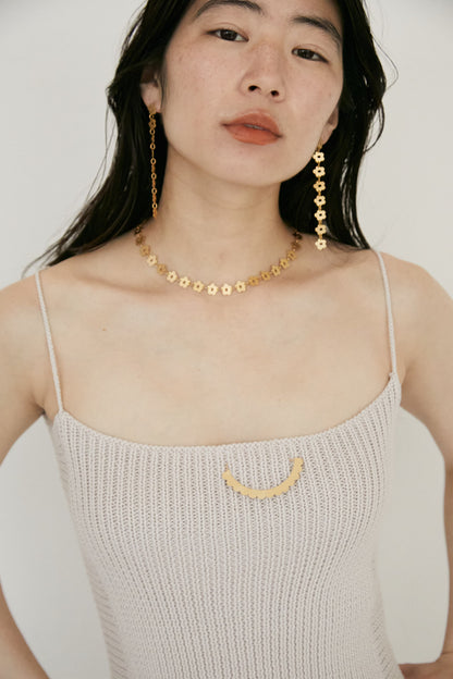 FLOWER - ETCHED METAL LONG EARRINGS