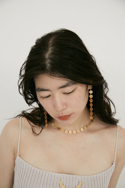 FLOWER - ETCHED METAL LONG EARRINGS