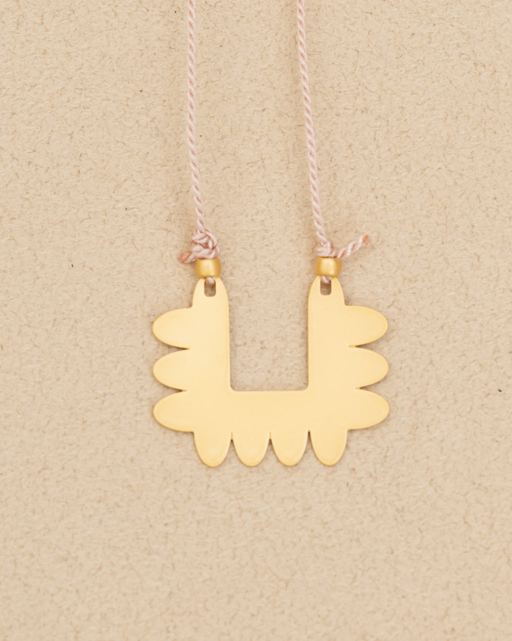 SCALLOPE - ETCHED METAL NECKLACE