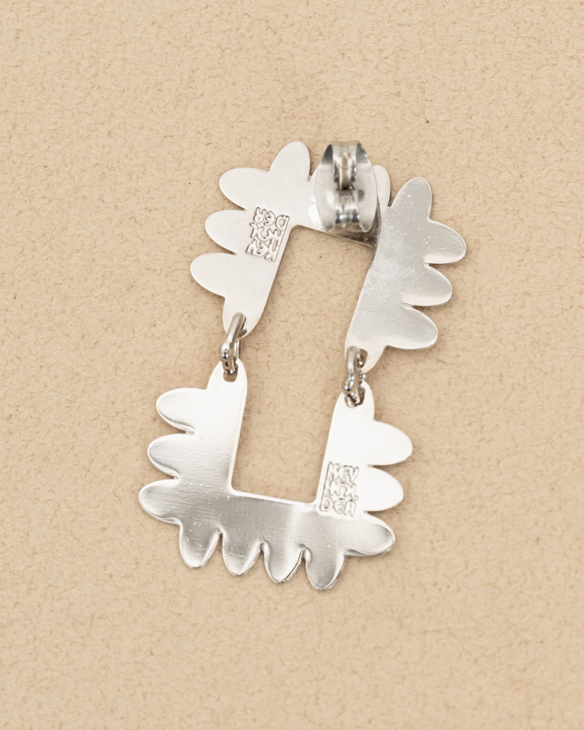SCALLOPE - ETCHED METAL DOUBLE EARRINGS
