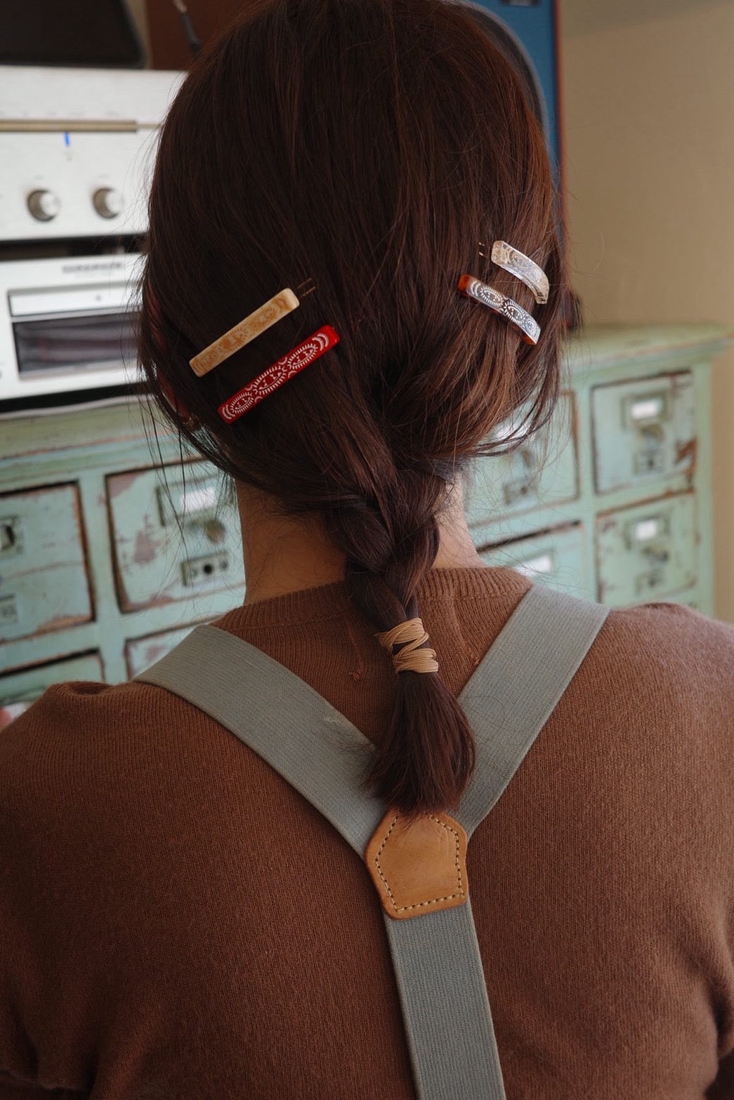 PERSIAN RUG GEOMETRIC PATTERN HAIRPIN