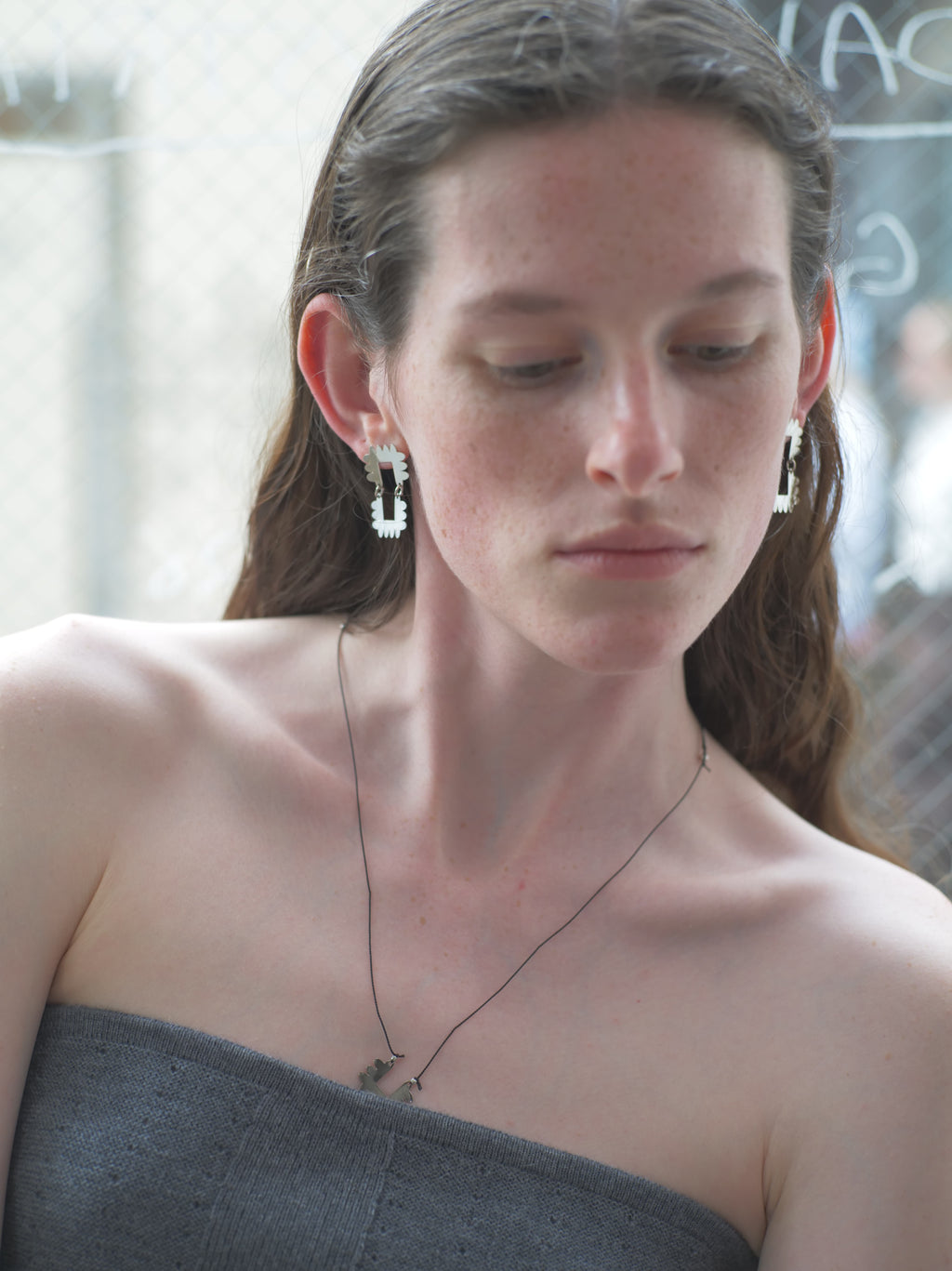 SCALLOPE - ETCHED METAL NECKLACE