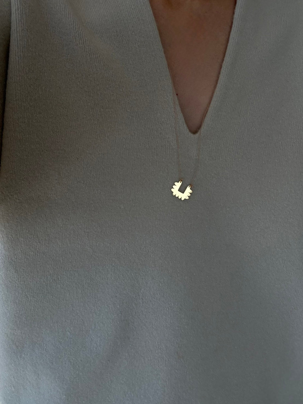 SCALLOPE - ETCHED METAL NECKLACE