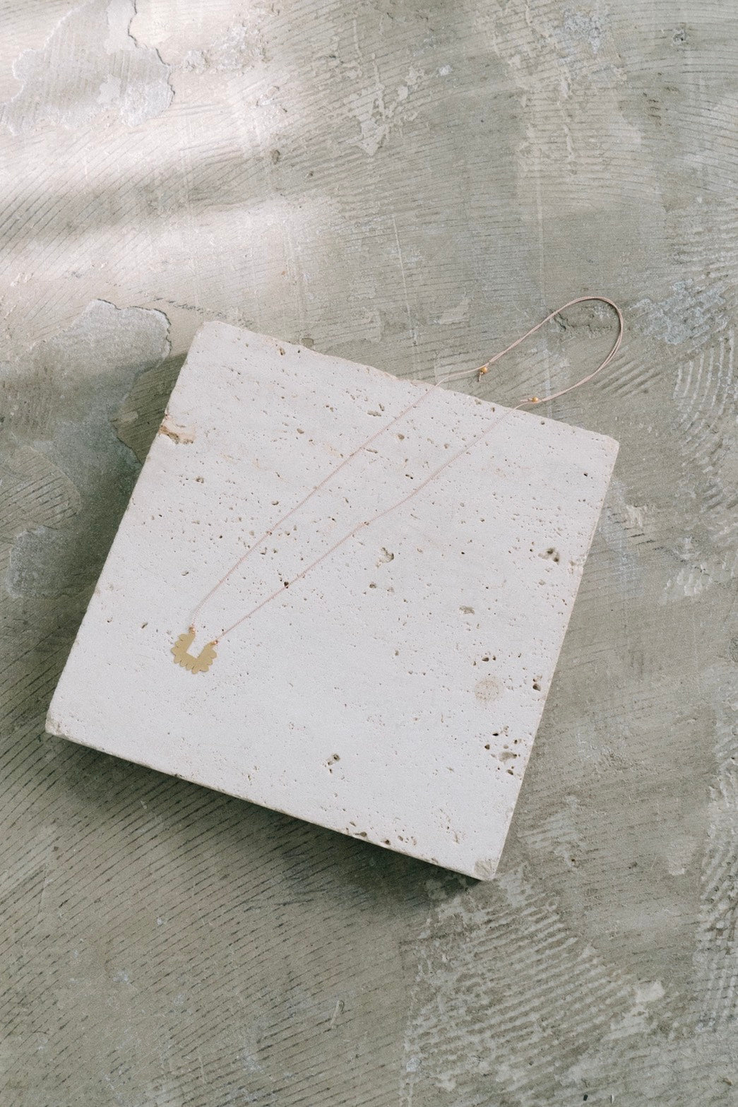 SCALLOPE - ETCHED METAL NECKLACE