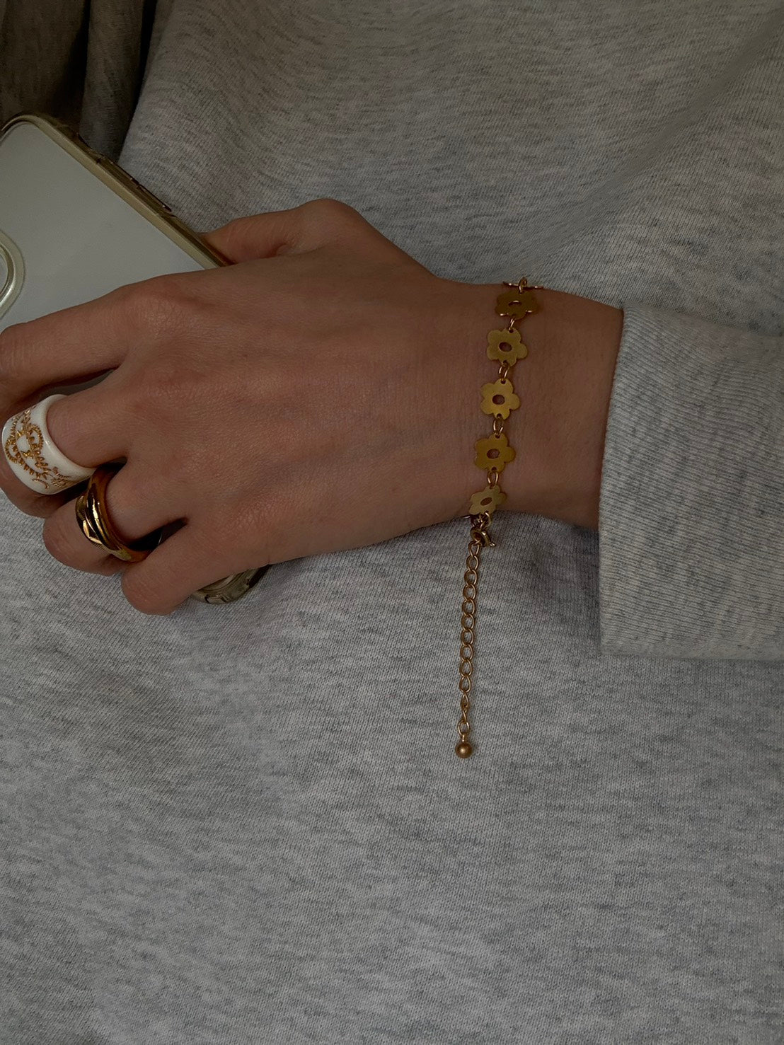 FLOWER - ETCHED METAL BRACELET w/ LILLY DEL SALONE